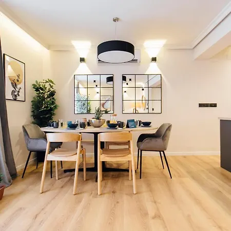 公寓 Modern And Luxury- 2bd 2bth- Socorro 塞维利亚