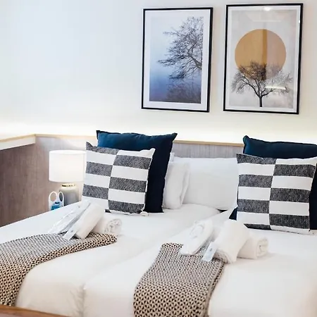 Modern And Luxury- 2bd 2bth- Socorro * 塞维利亚