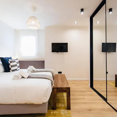 公寓 Modern And Luxury- 2bd 2bth- Socorro 塞维利亚