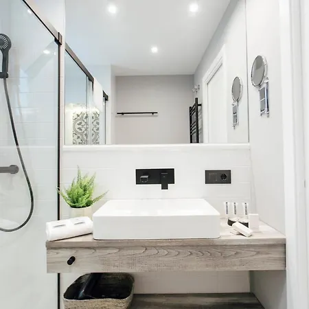 Modern And Luxury- 2bd 2bth- Socorro 公寓 塞维利亚