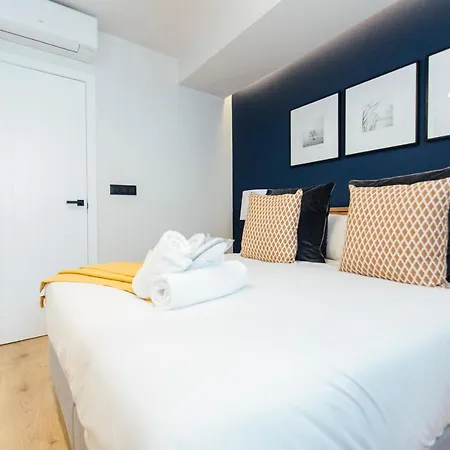 Modern And Luxury- 2bd 2bth- Socorro 塞维利亚